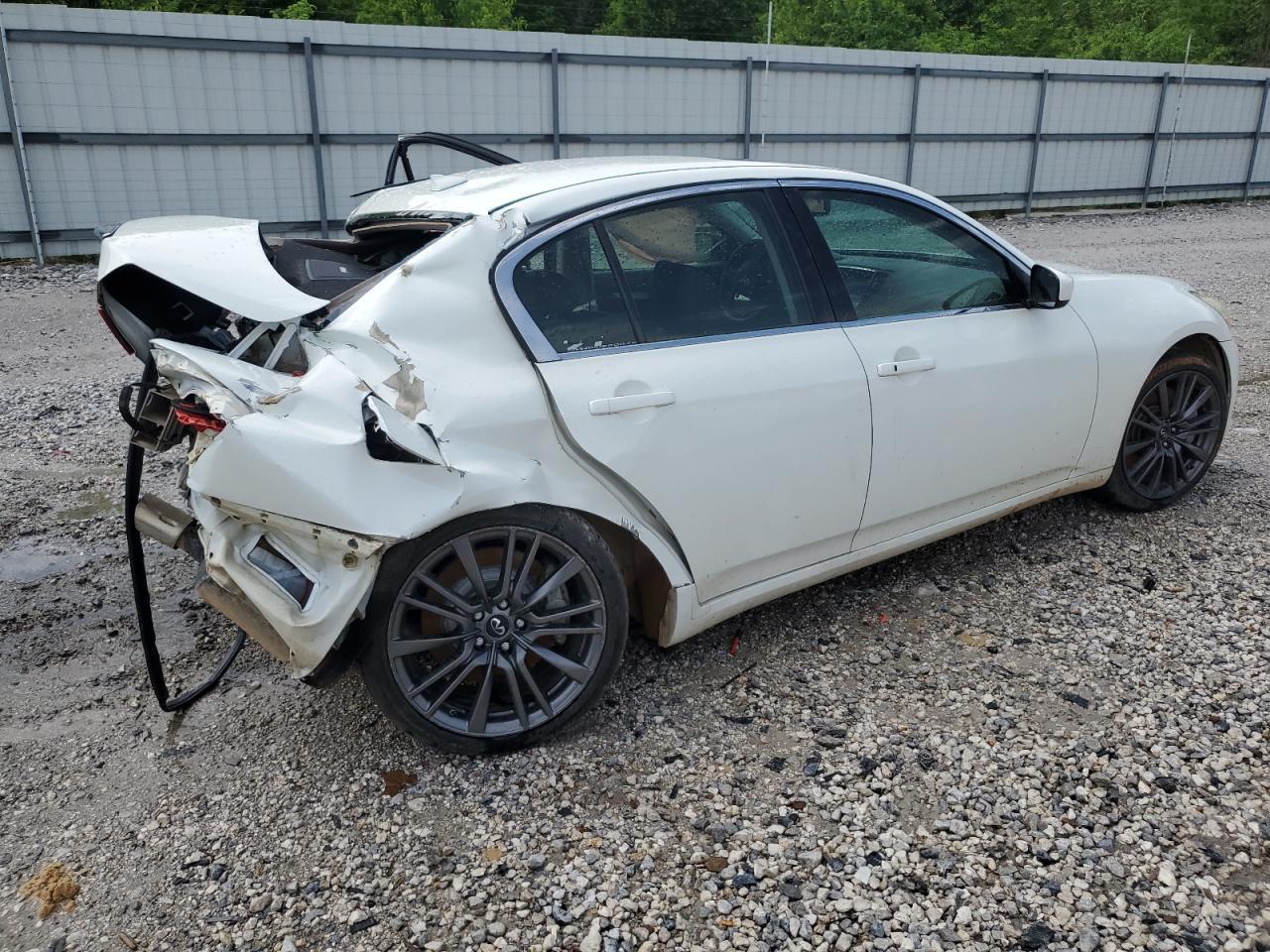 2012 Infiniti G37 Base - Фото 3