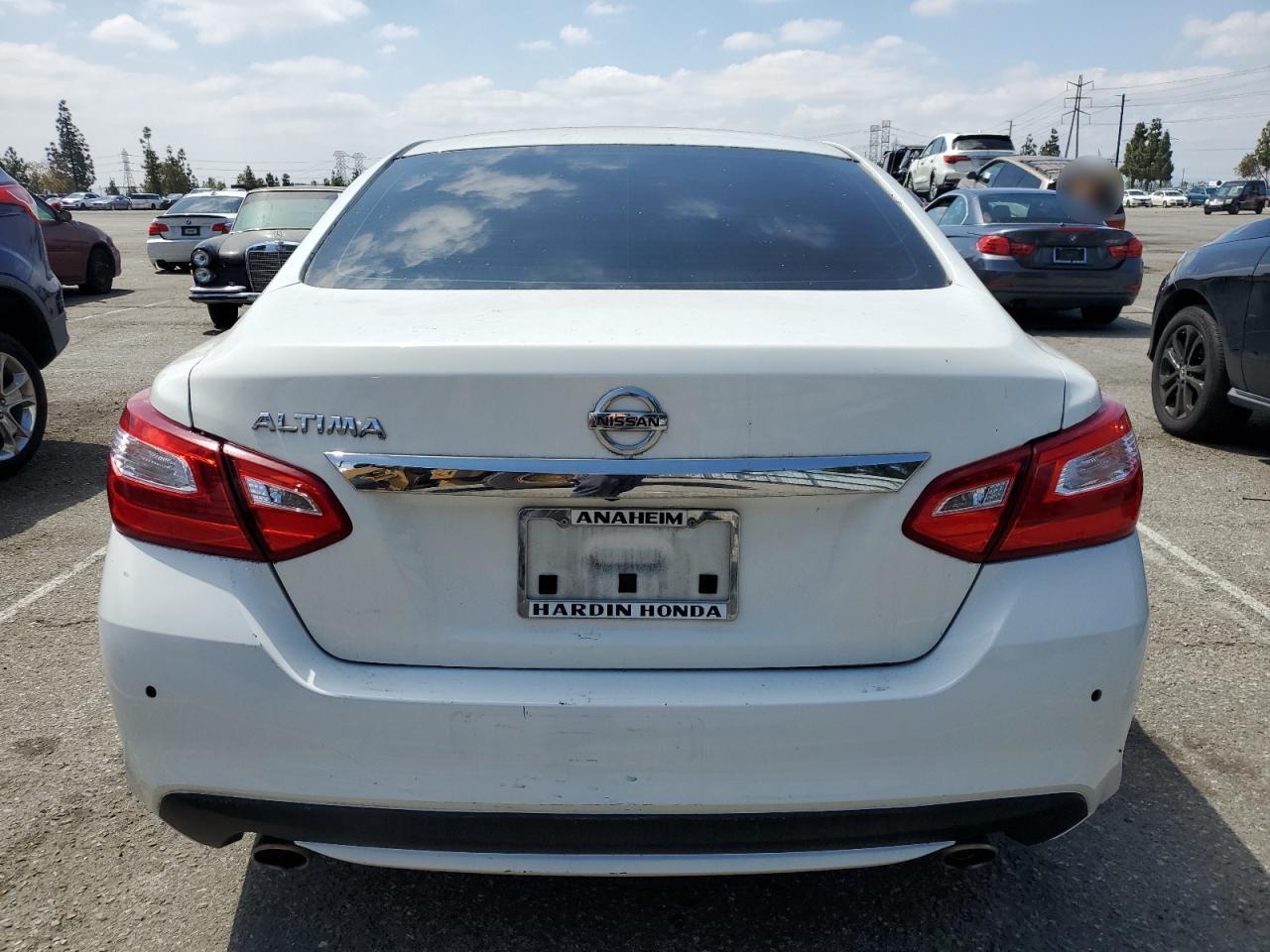 2016 Nissan Altima 2.5 - Фото 6