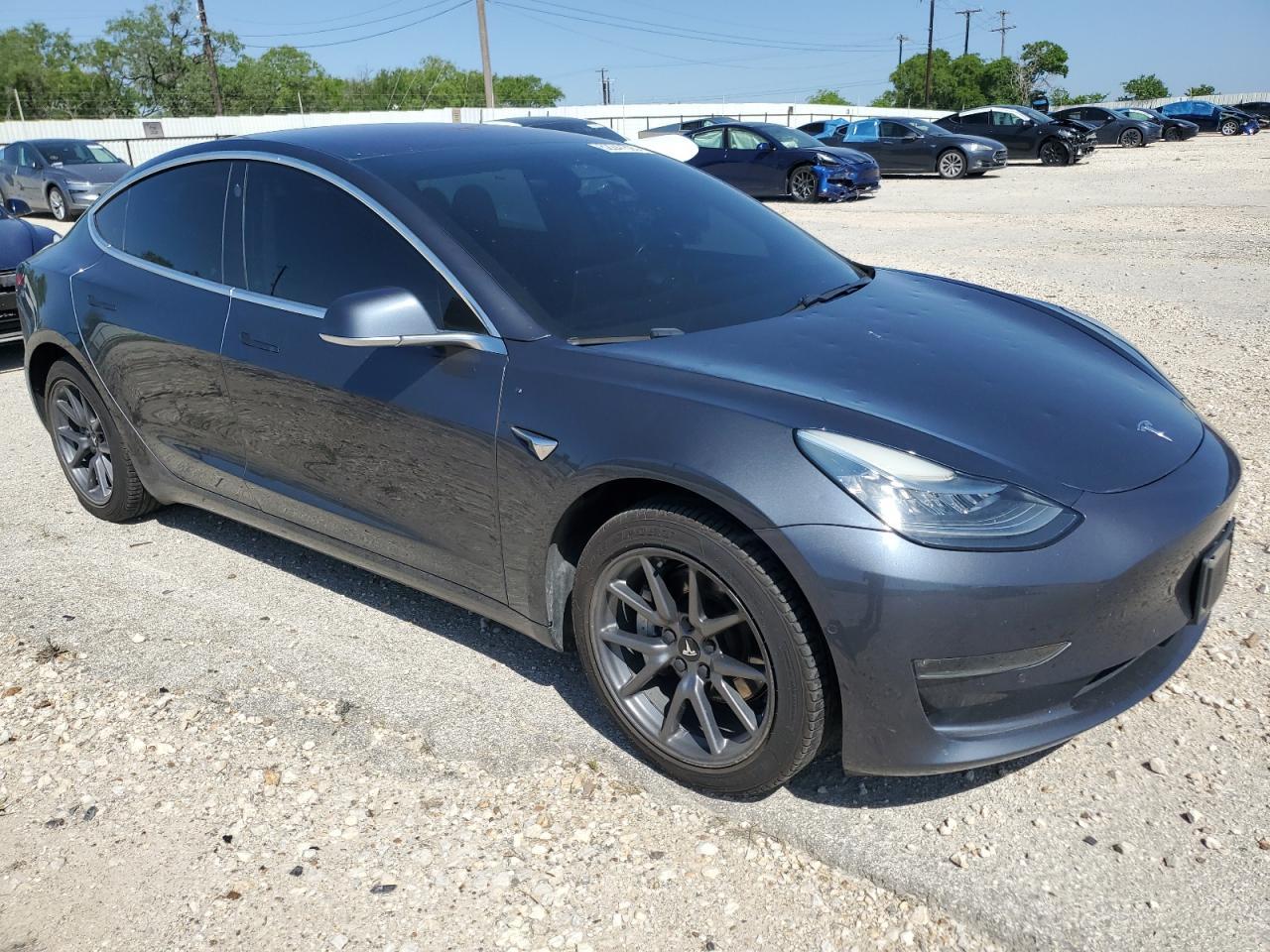 2018 Tesla Model 3 - Image 4