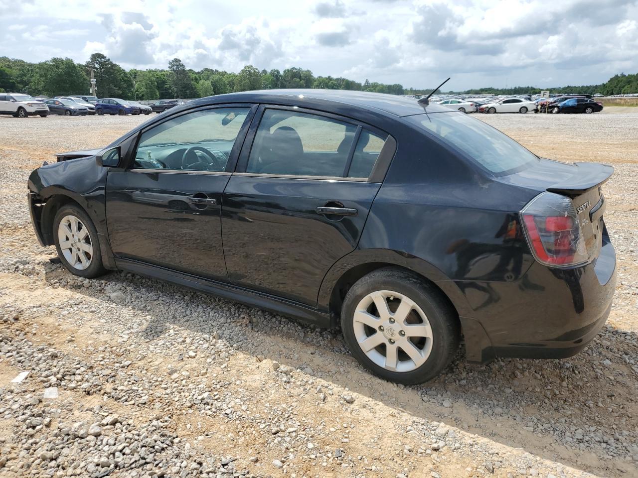 2011 Nissan Sentra 2.0 - Фото 2