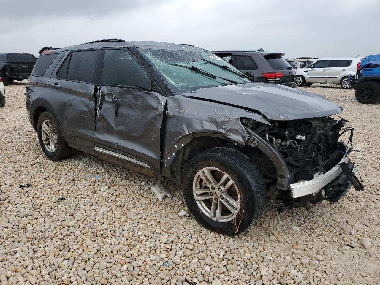 2022 Ford Explorer Xlt - Image 4