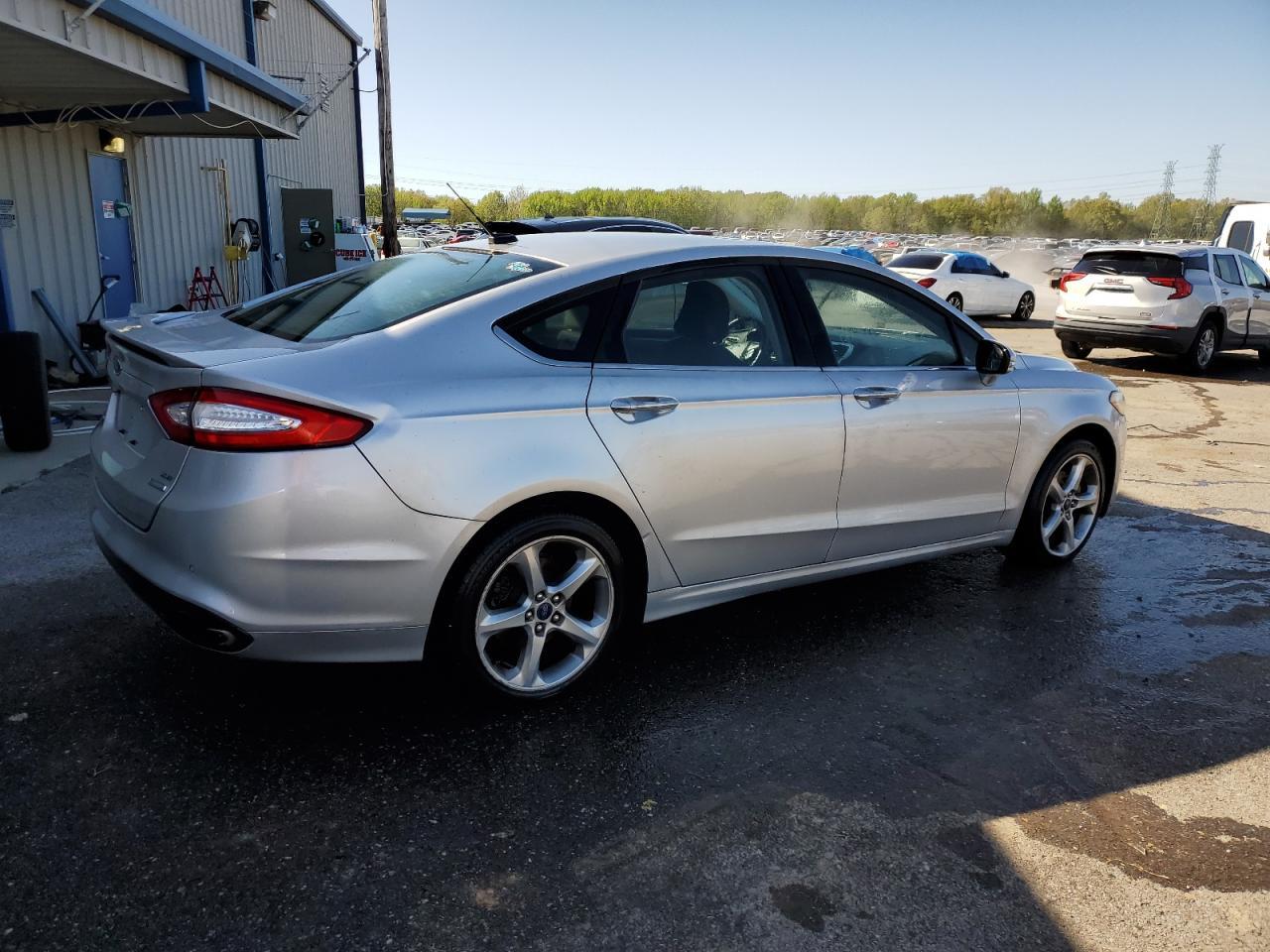 2016 Ford Fusion Se - Фото 3