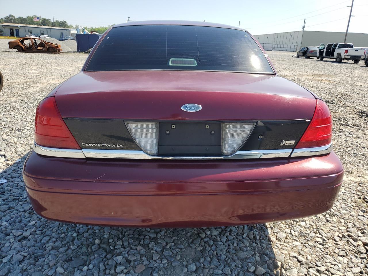 2011 Ford Crown Victoria Lx - Фото 6