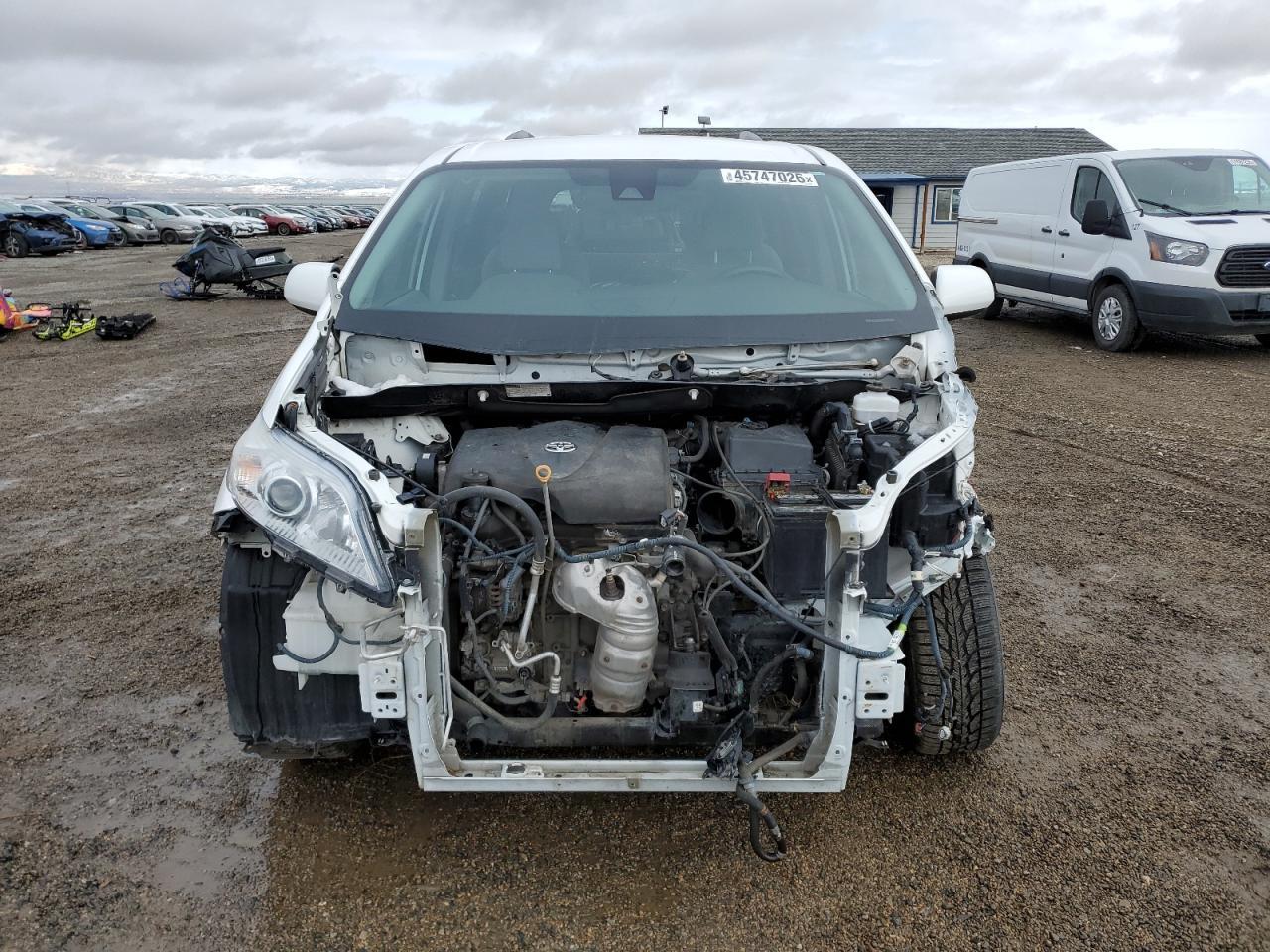 2020 Toyota Sienna L - Фото 5