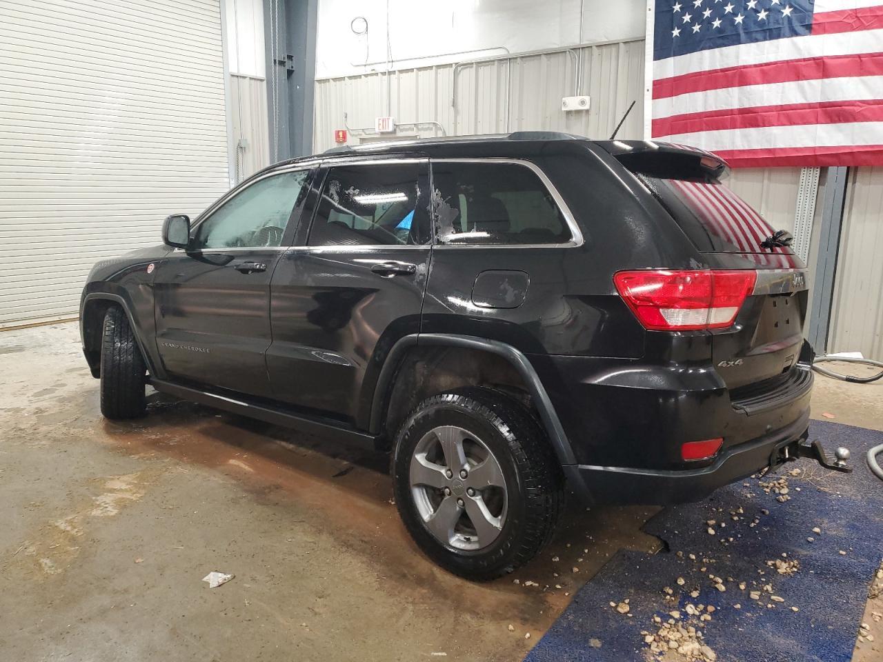 2013 Jeep Grand Cherokee Laredo - Фото 2