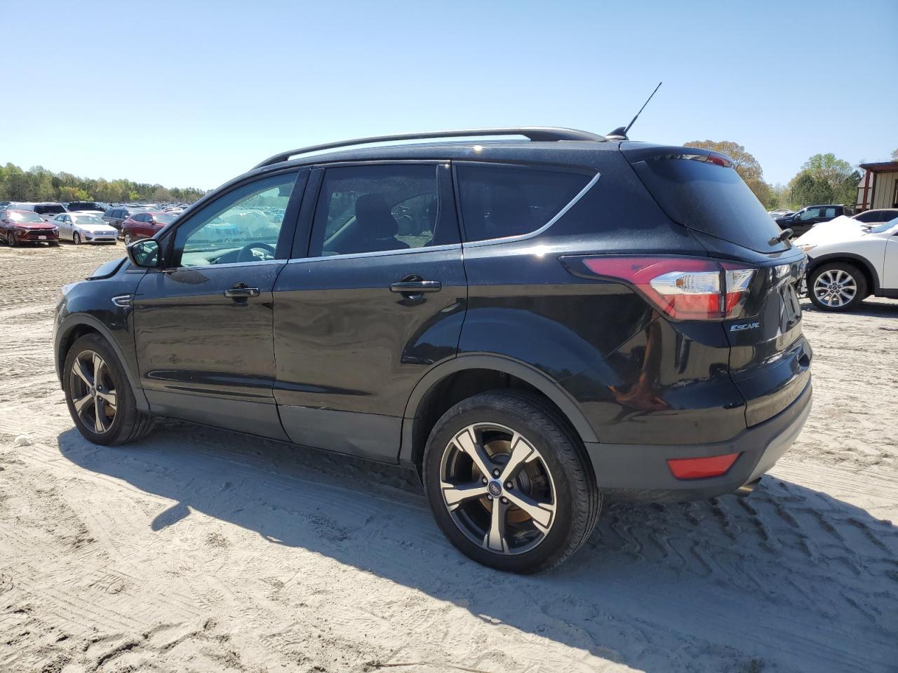 2018 Ford Escape Sel - Фото 2