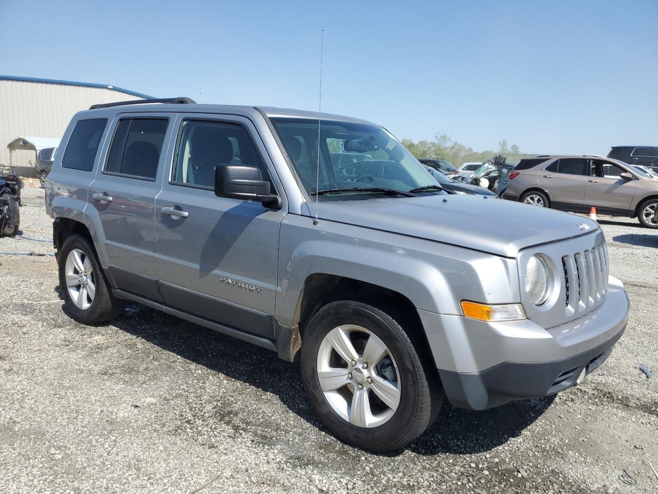 2016 Jeep Patriot Latitude - Фото 4