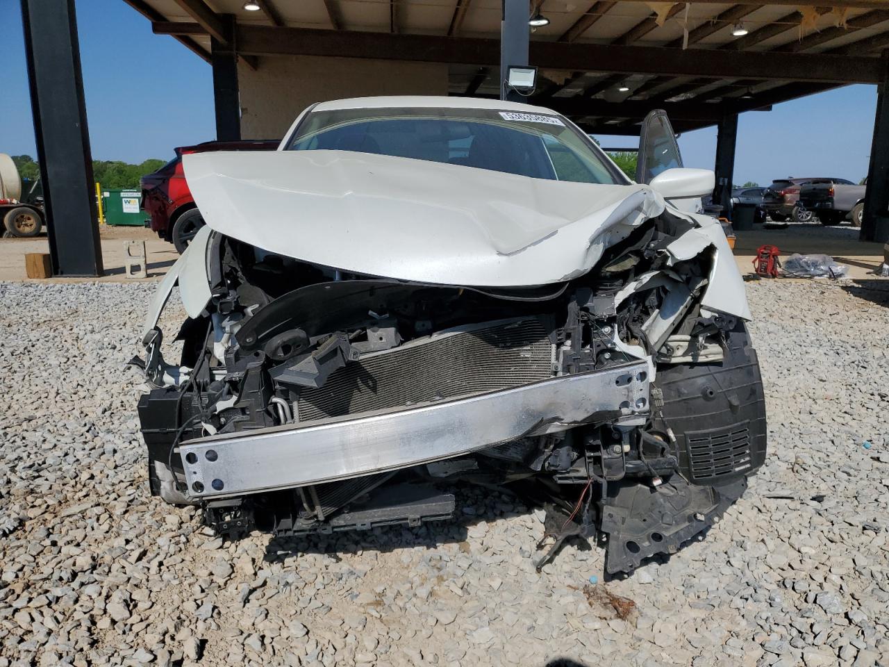 2018 Nissan Altima 2.5 - Image 5