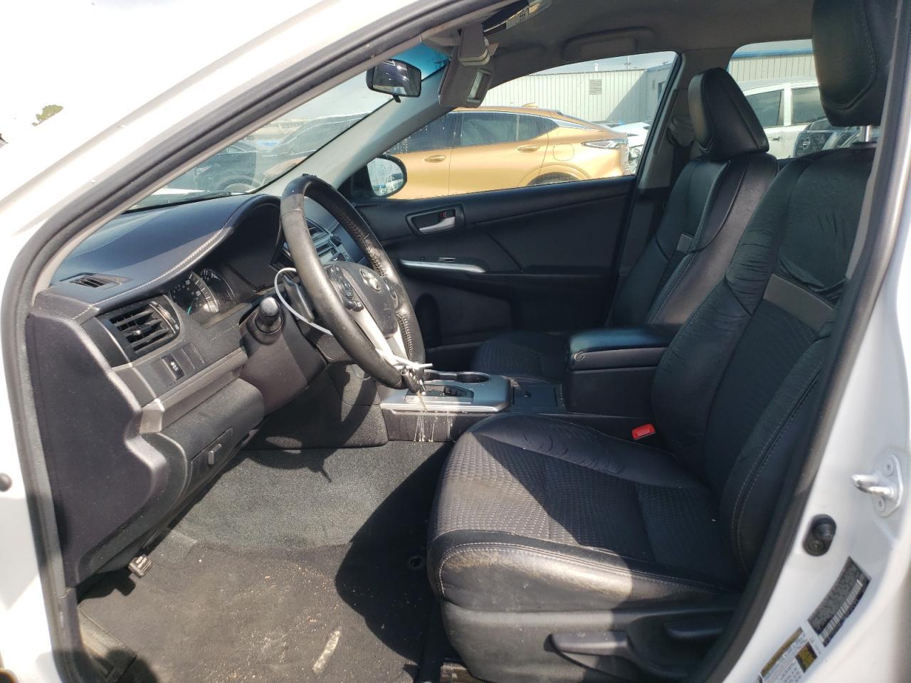 2014 Toyota Camry L - Фото 7