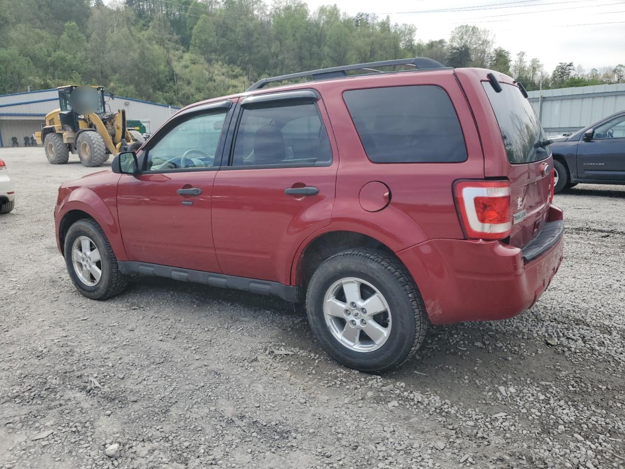 2011 Ford Escape Xlt - Фото 2