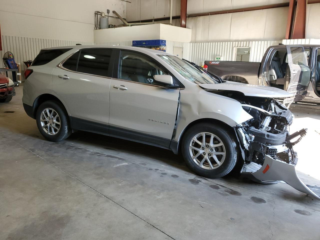 2022 Chevrolet Equinox Lt - Image 4
