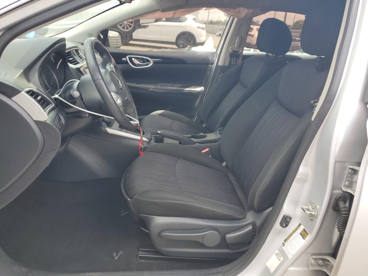 2019 Nissan Sentra S - Image 7