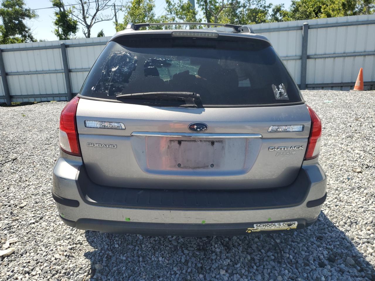 2009 Subaru Outback 2.5I Limited - Image 6