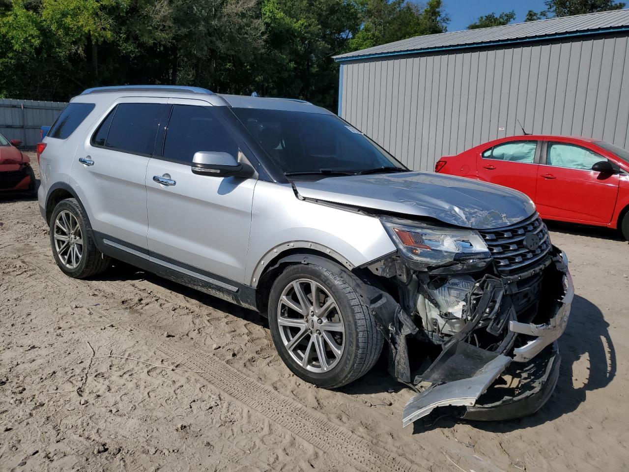 2016 Ford Explorer Limited - Image 4