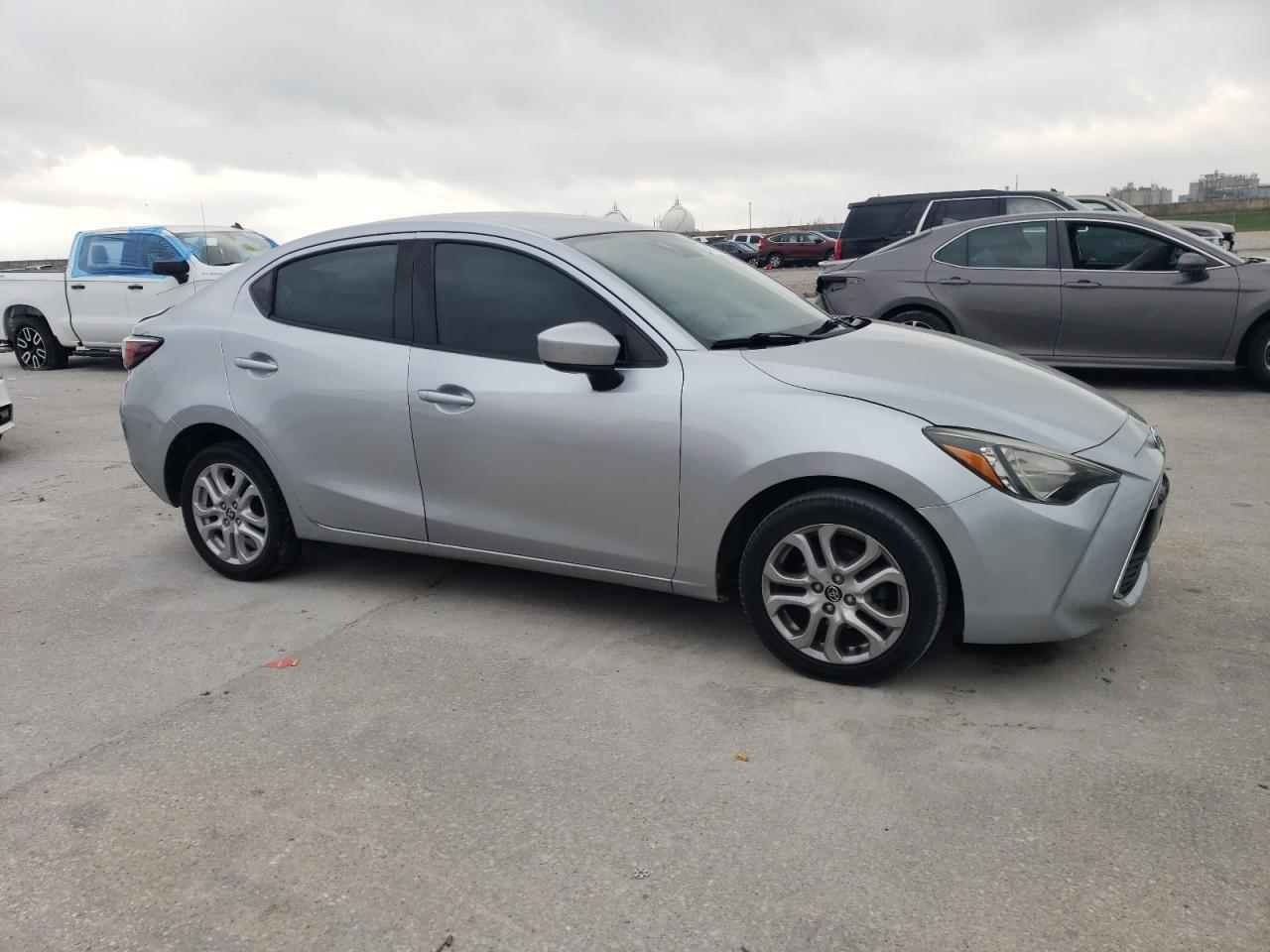2017 Toyota Yaris Ia - Image 4