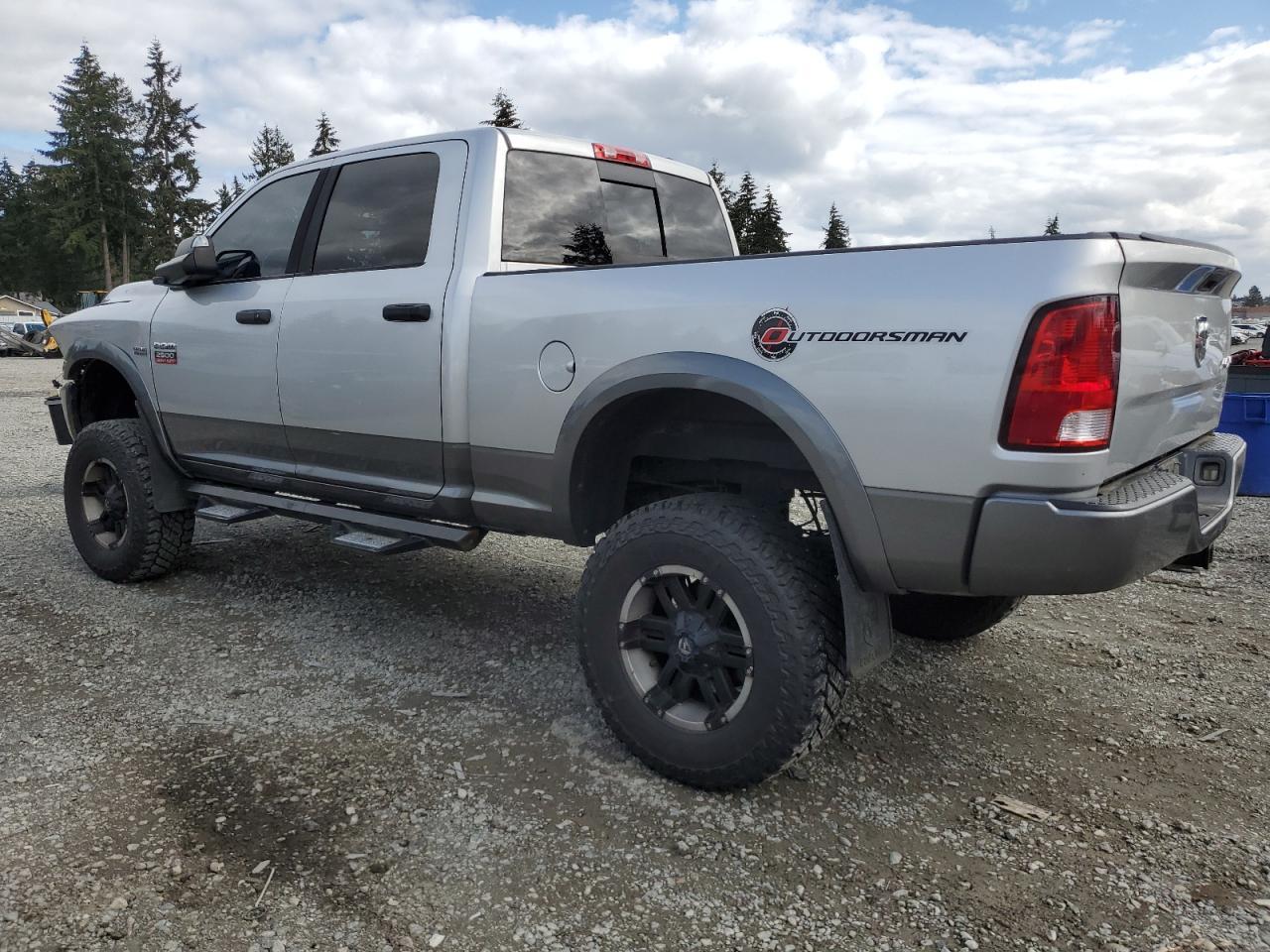 2011 Dodge Ram 2500 - Image 2