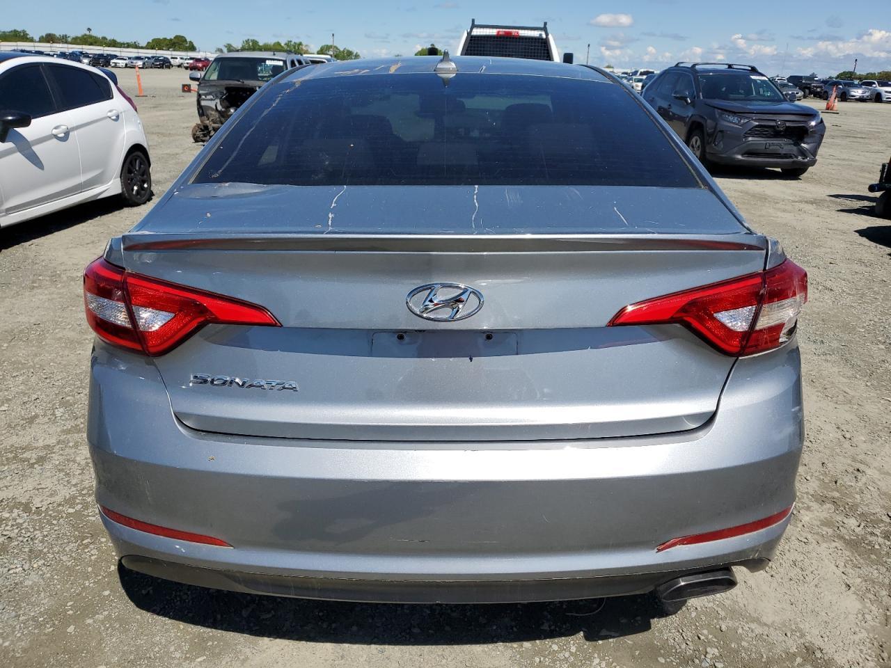 2017 Hyundai Sonata Se - Image 6