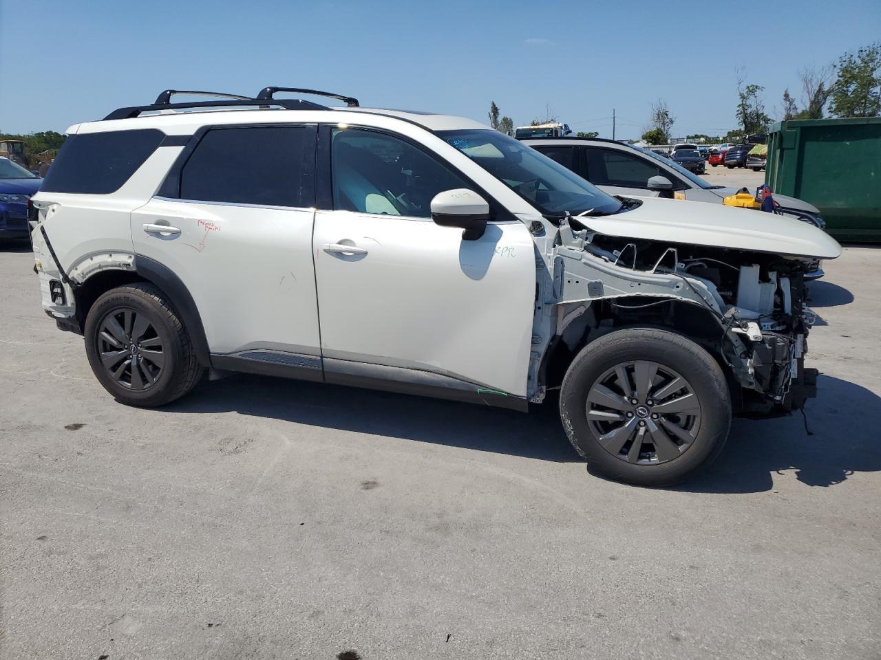 2022 Nissan Pathfinder Sv - Image 4