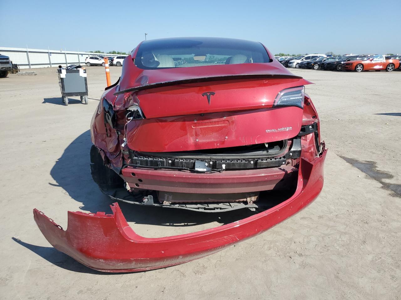 2018 Tesla Model 3 - Фото 6