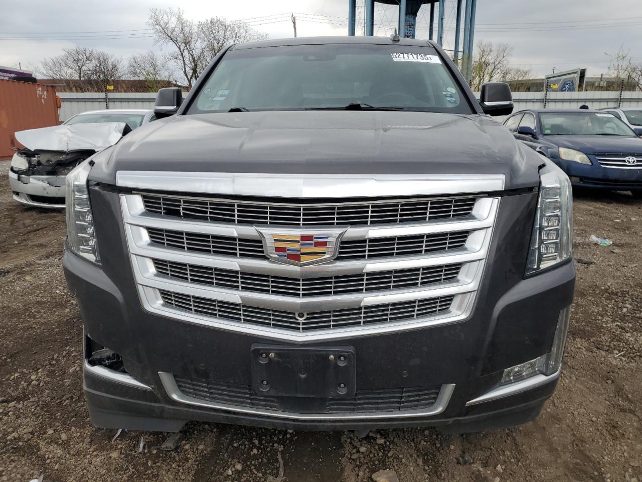 2017 Cadillac Escalade Premium Luxury - Image 5