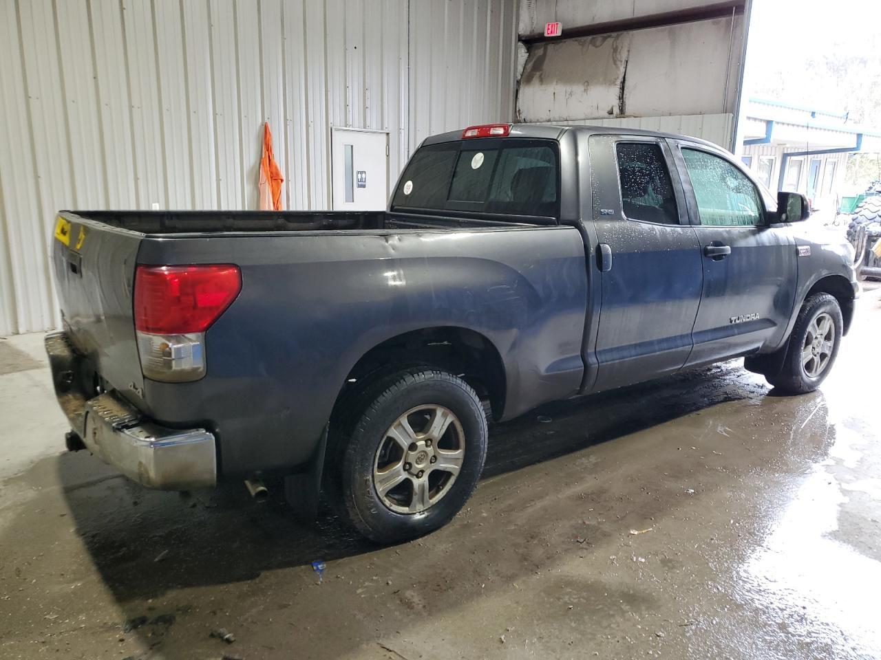 2011 Toyota Tundra Double Cab Sr5 - Фото 3