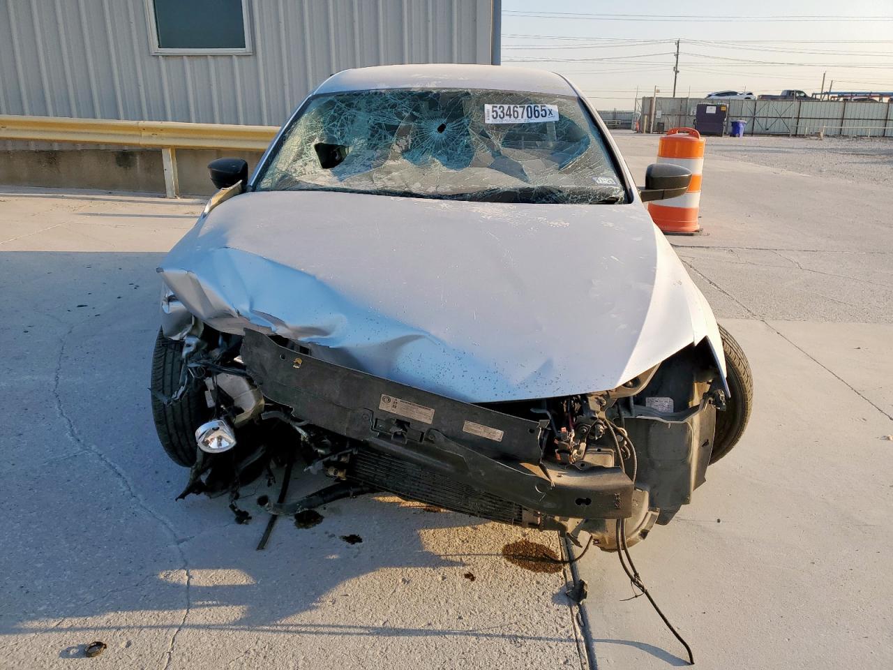 2016 Volkswagen Jetta S - Фото 5