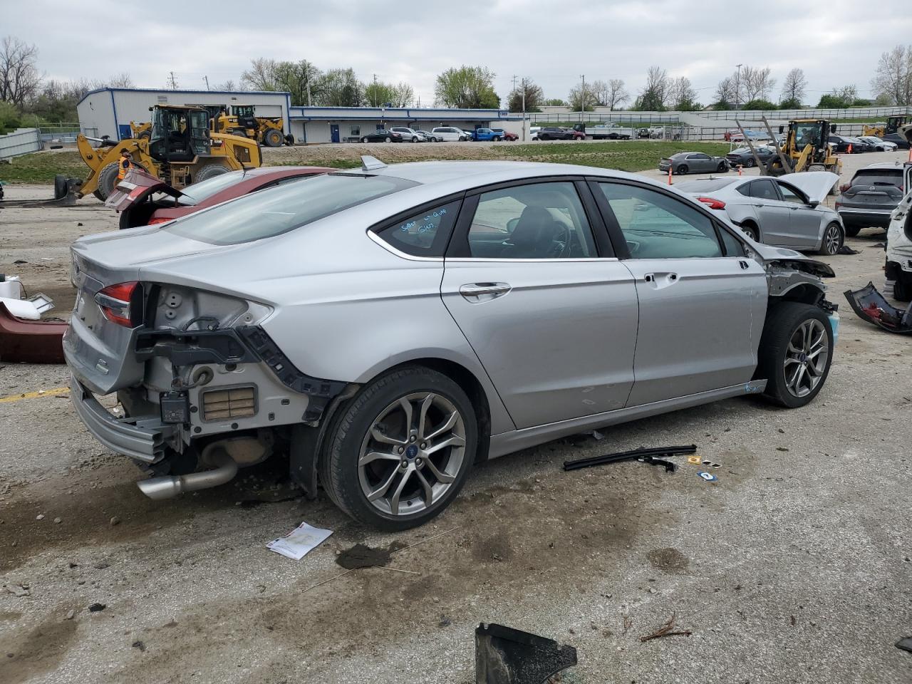 2020 Ford Fusion Sel - Фото 3