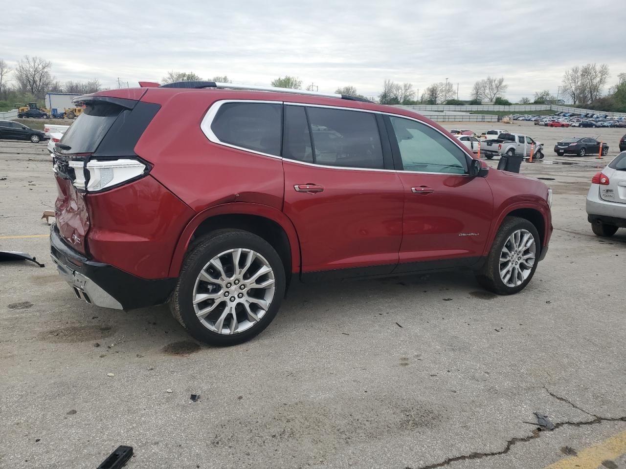 2024 GMC Acadia Denali - Фото 3