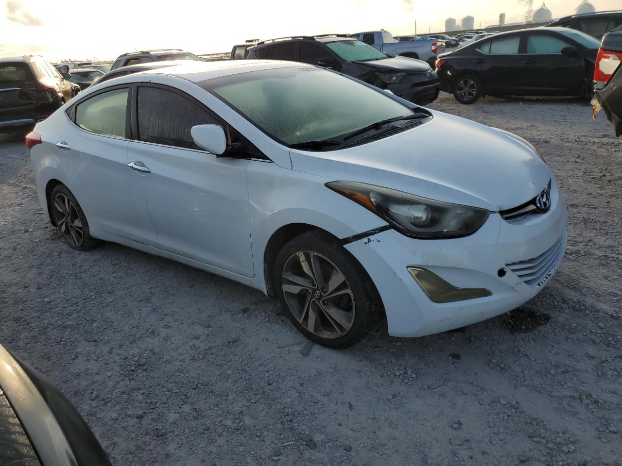 2014 Hyundai Elantra Se - Фото 4