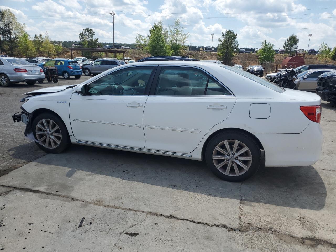 2012 Toyota Camry Hybrid - Фото 2