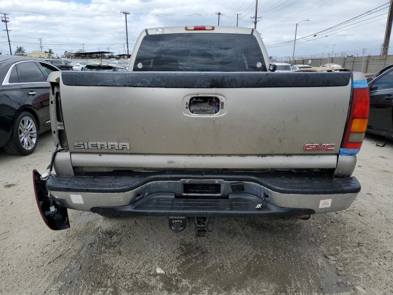 2002 GMC Sierra C1500 Heavy Duty - Фото 6