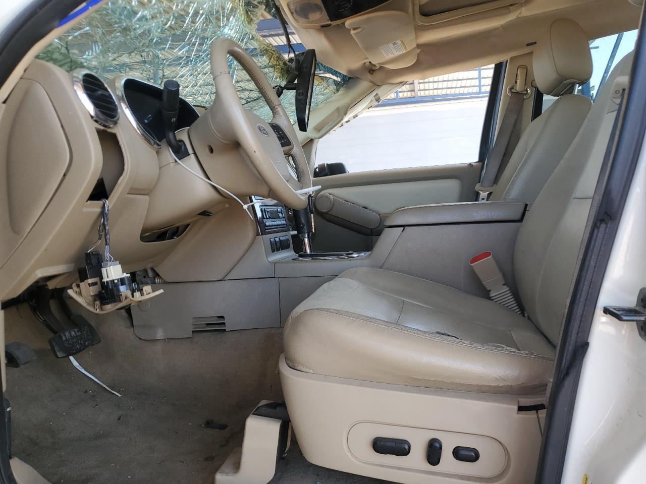 2008 Ford Explorer Limited - Image 7