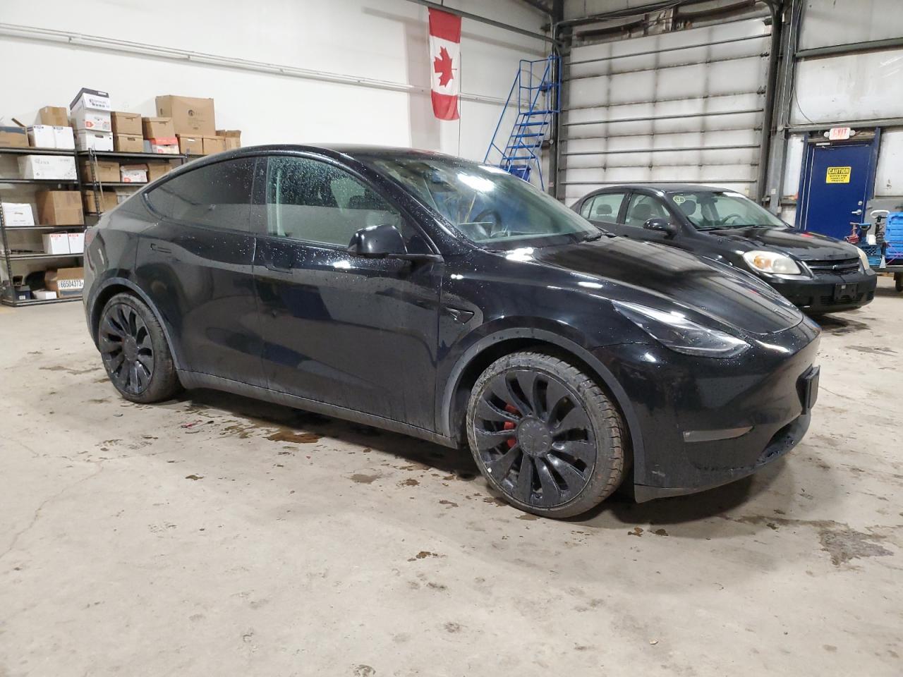 2022 Tesla Model Y - Фото 4