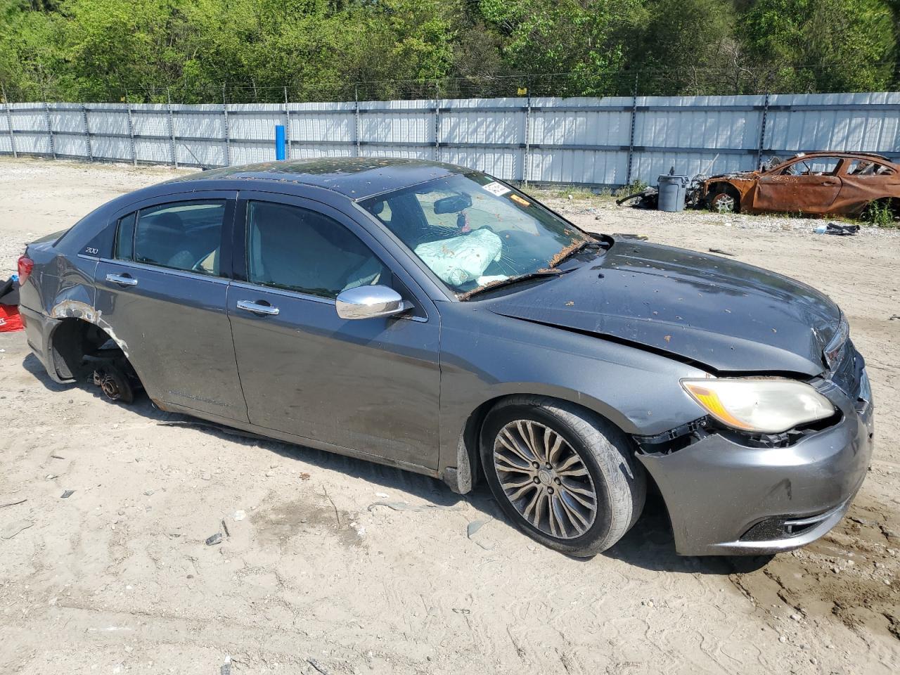 2012 Chrysler 200 Limited - Фото 4