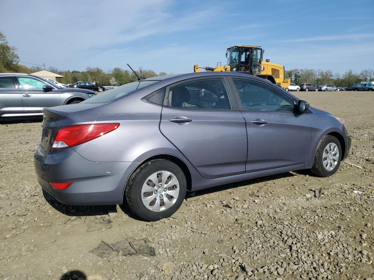 2017 Hyundai Accent Se - Фото 3