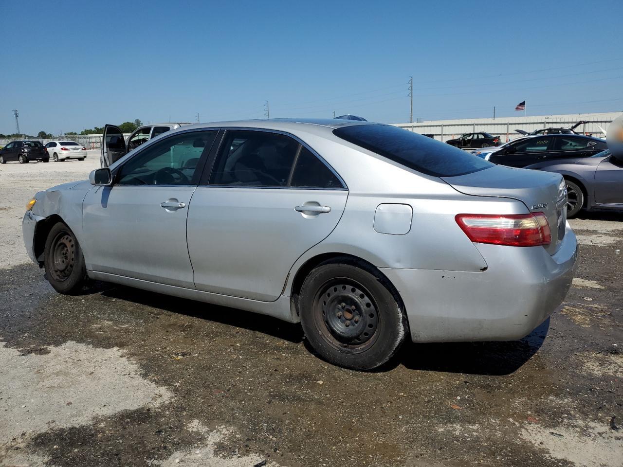 2007 Toyota Camry Ce - Фото 3