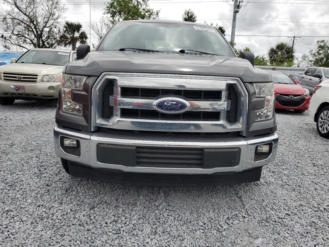 2017 Ford F150 Supercrew - Фото 5