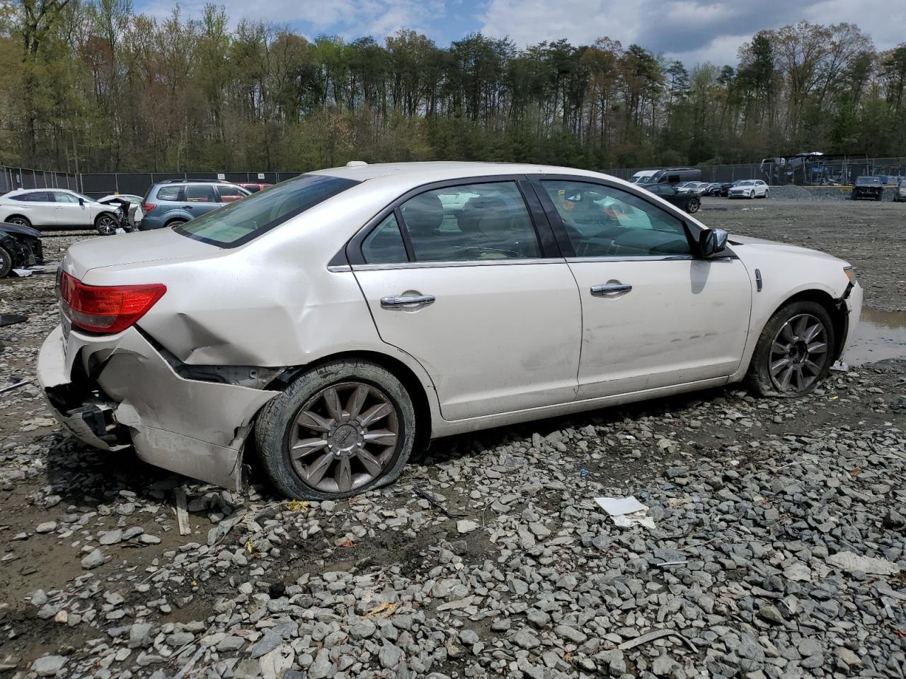 2011 Lincoln Mkz - Image 3