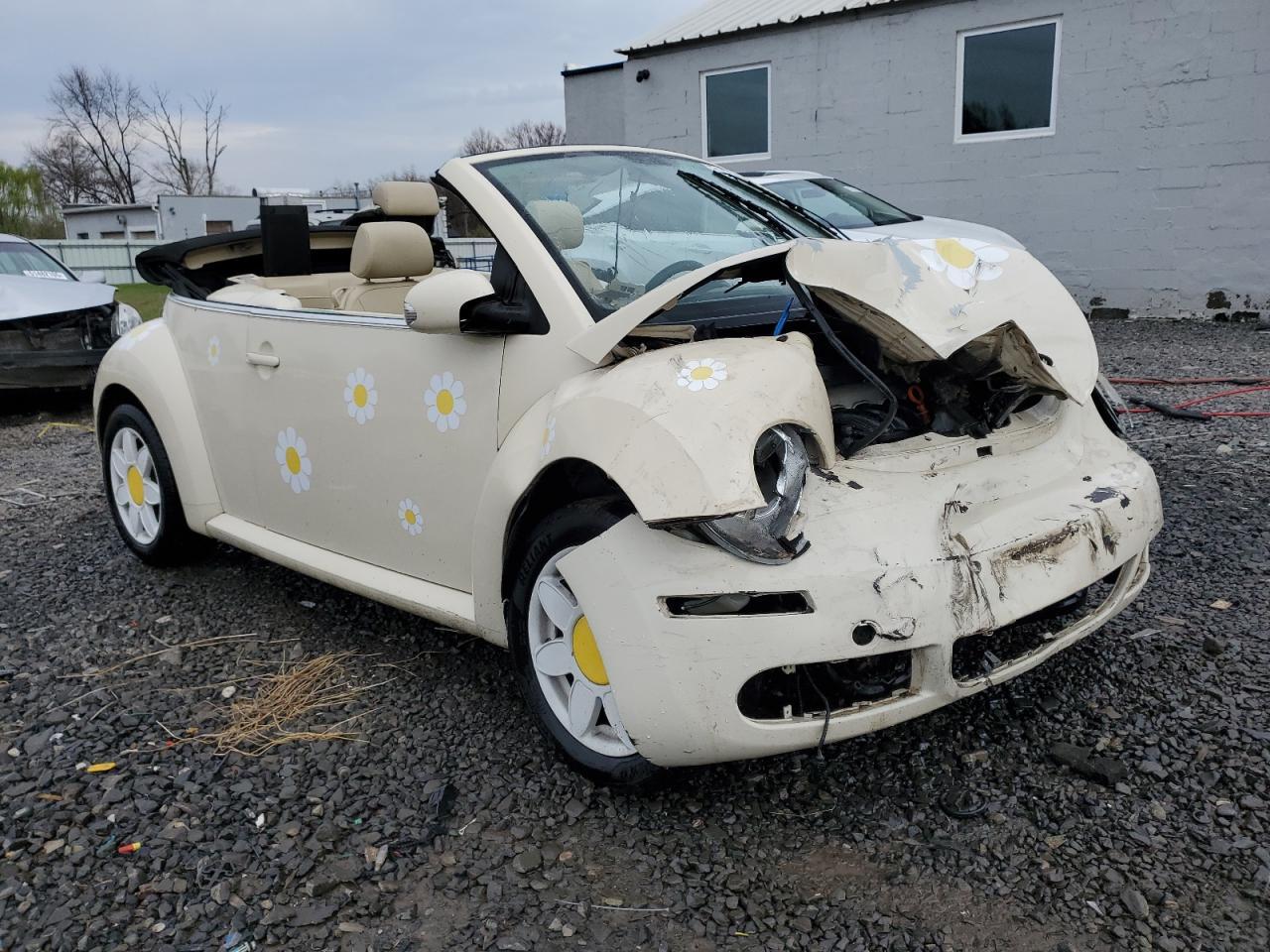 2008 Volkswagen New Beetle Convertible S - Фото 4