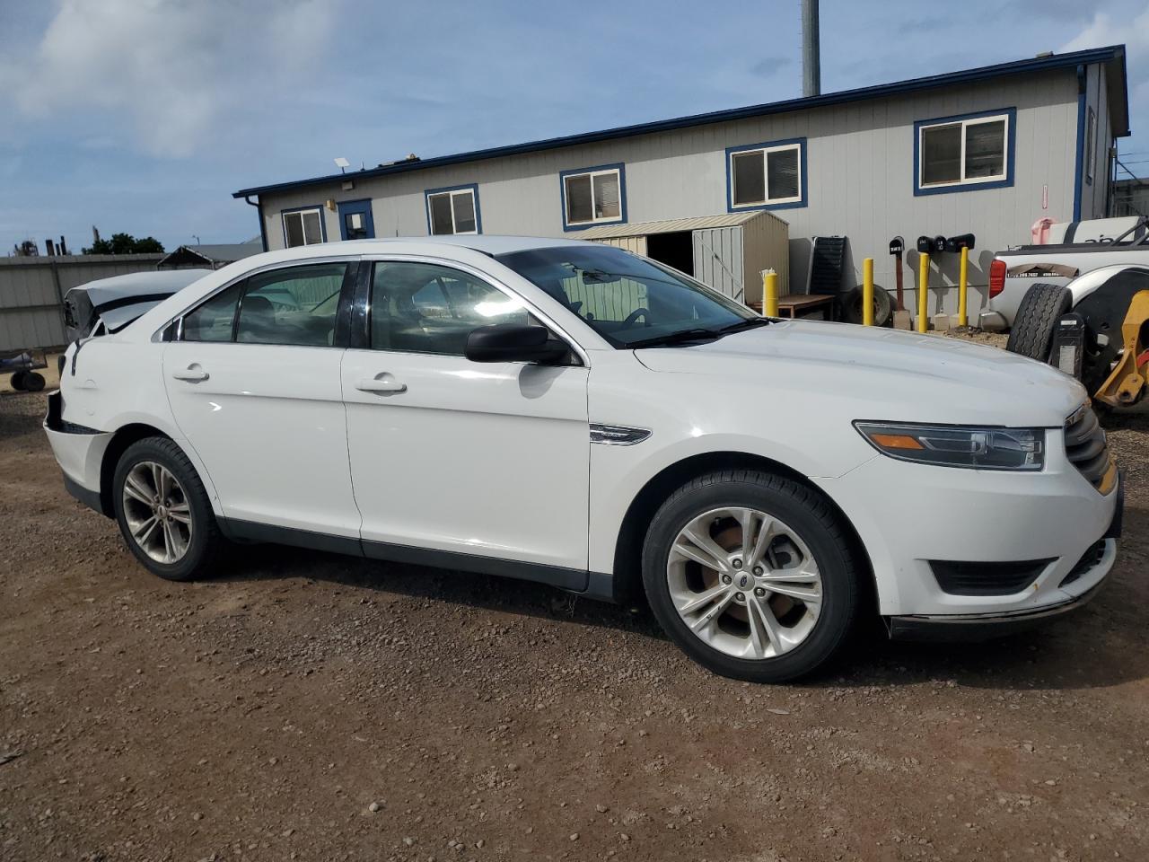2018 Ford Taurus Se - Фото 4