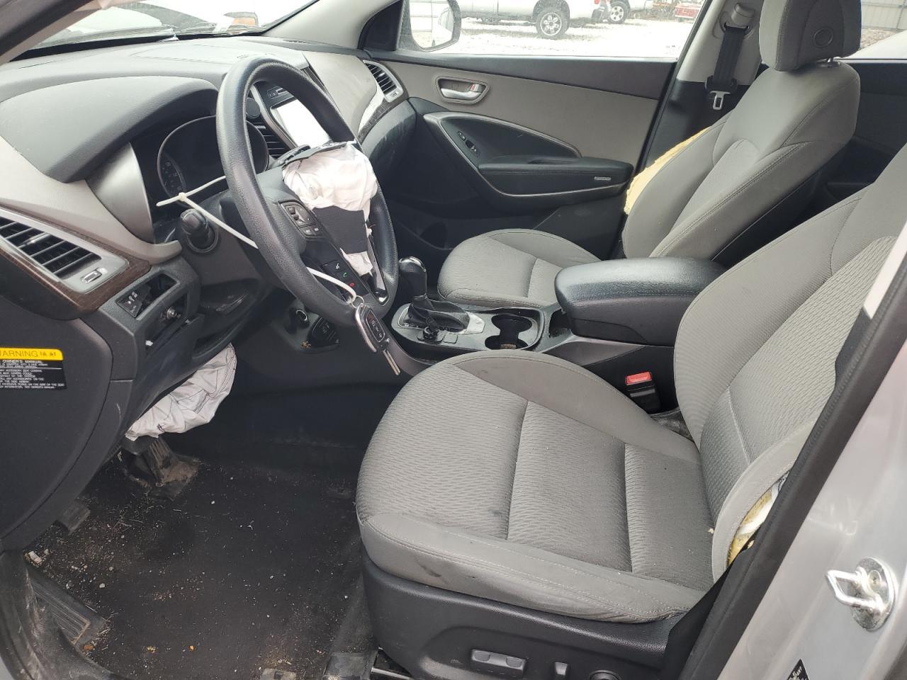 2017 Hyundai Santa Fe Se - Фото 7