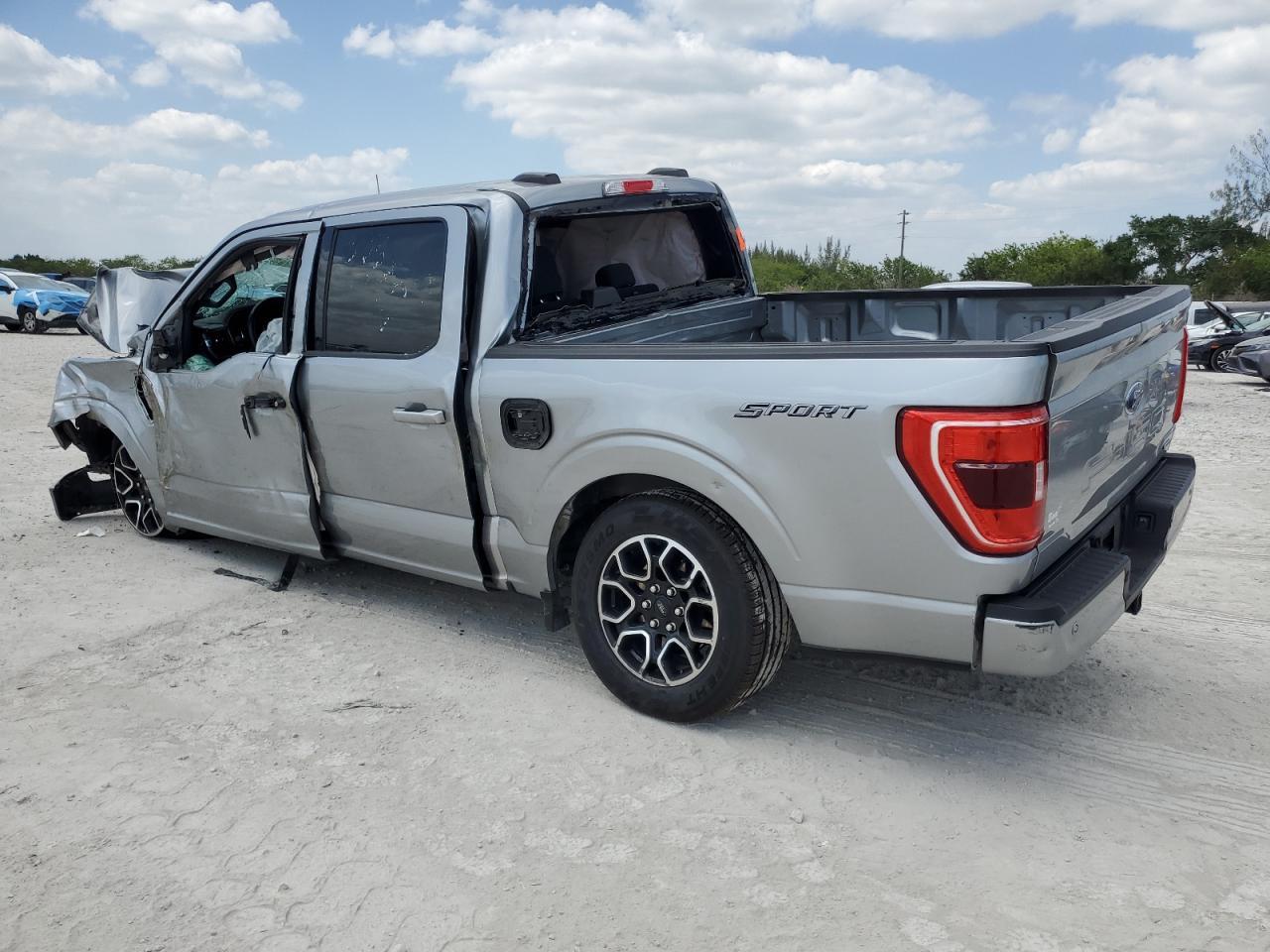 2023 Ford F150 Supercrew - Фото 2