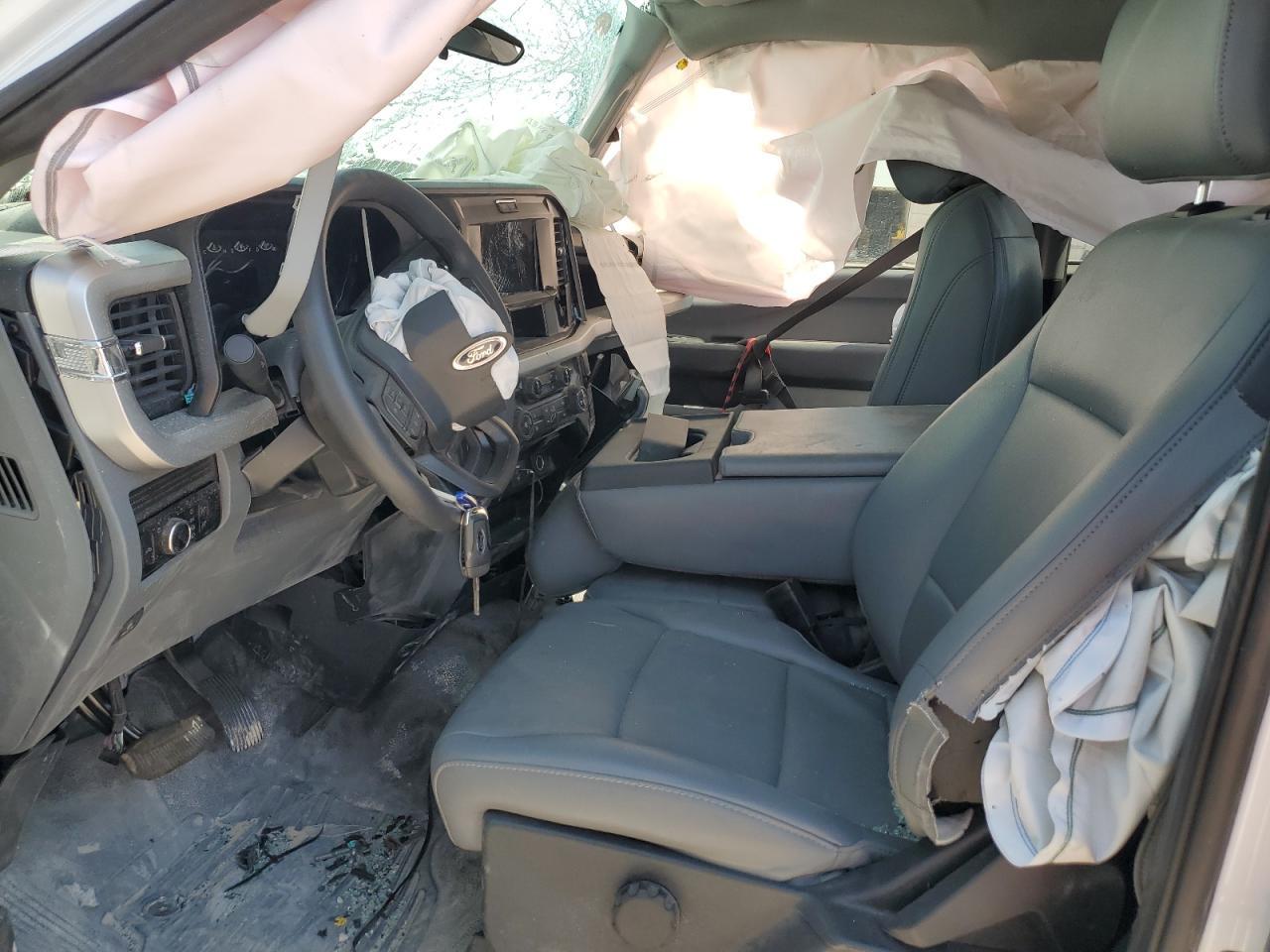 2025 Ford F250 Super Duty - Image 7