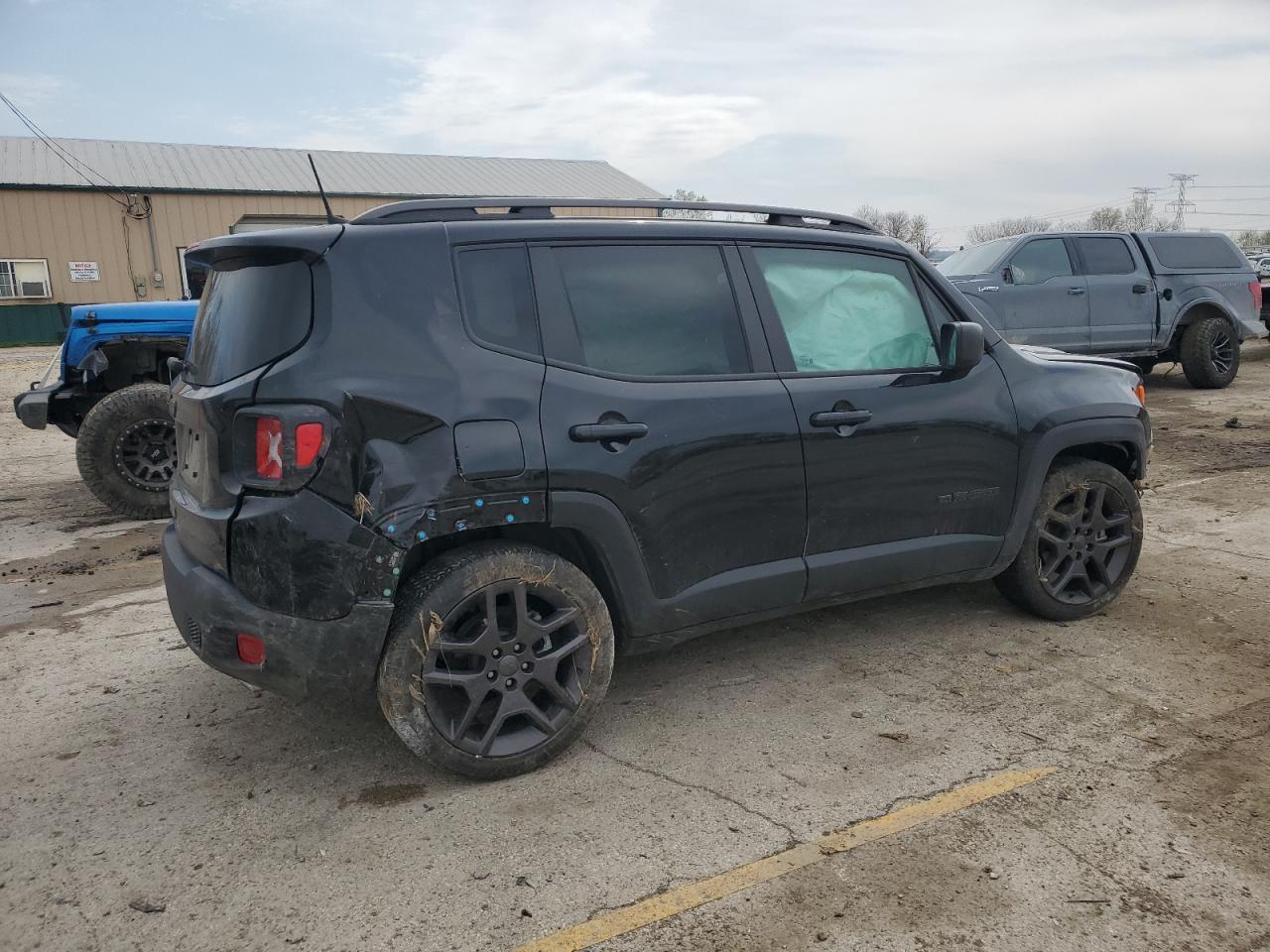 2021 Jeep Renegade Latitude - Фото 3