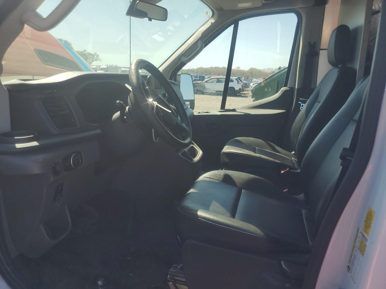 2023 Ford Transit T-250 - Фото 7