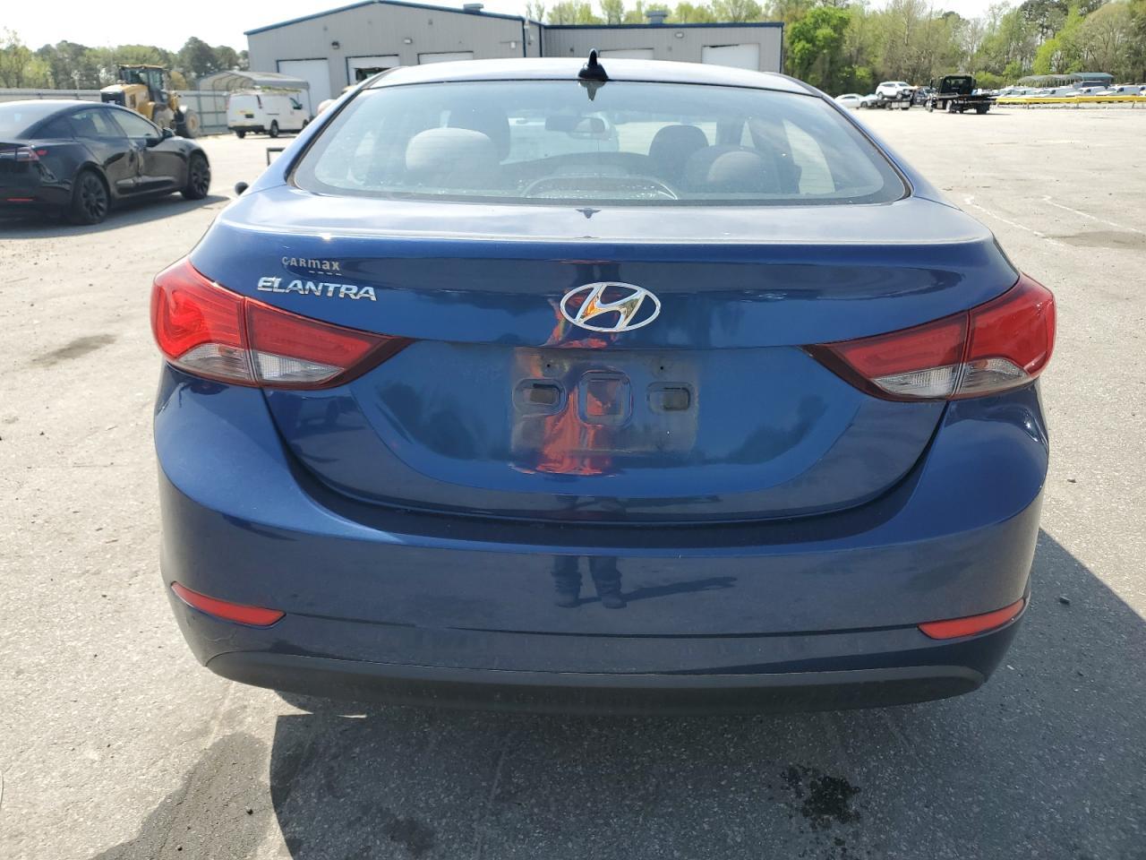 2016 Hyundai Elantra Se - Фото 6