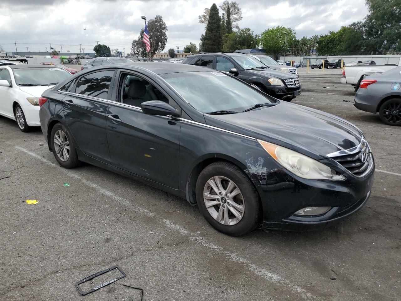 2013 Hyundai Sonata Gls - Image 4