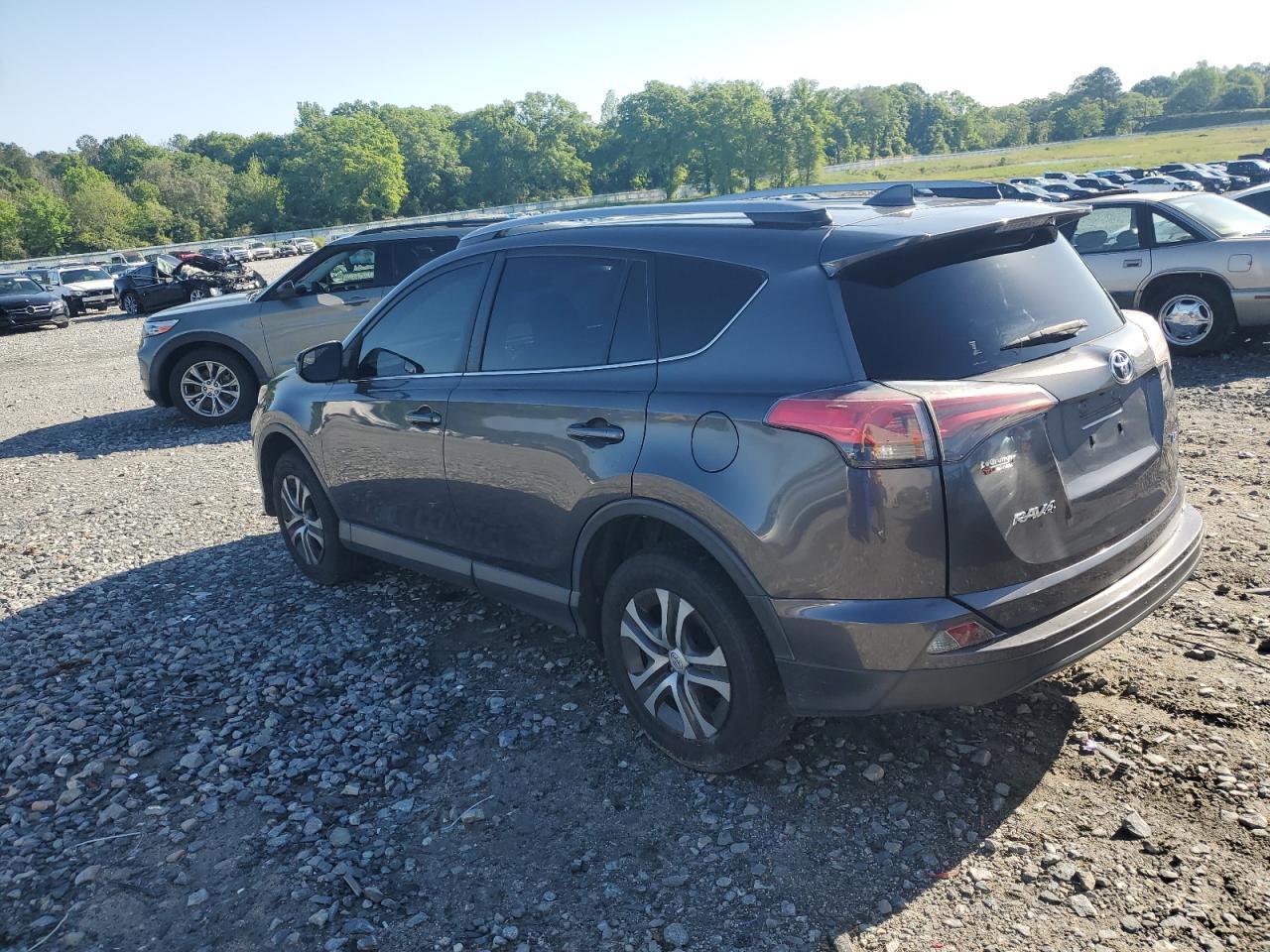 2017 Toyota Rav4 Le - Фото 2