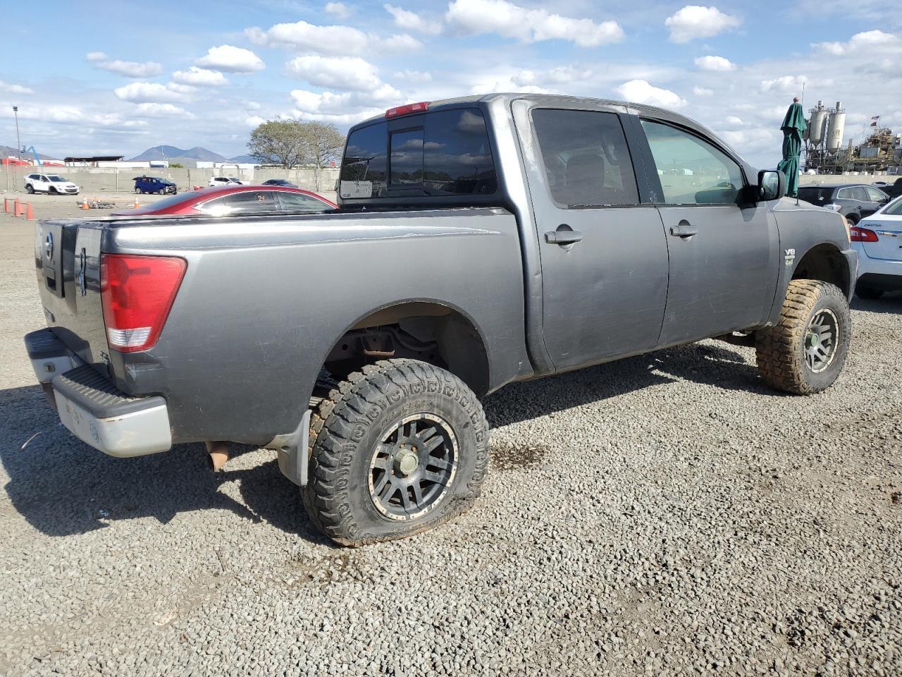 2004 Nissan Titan Xe - Image 3