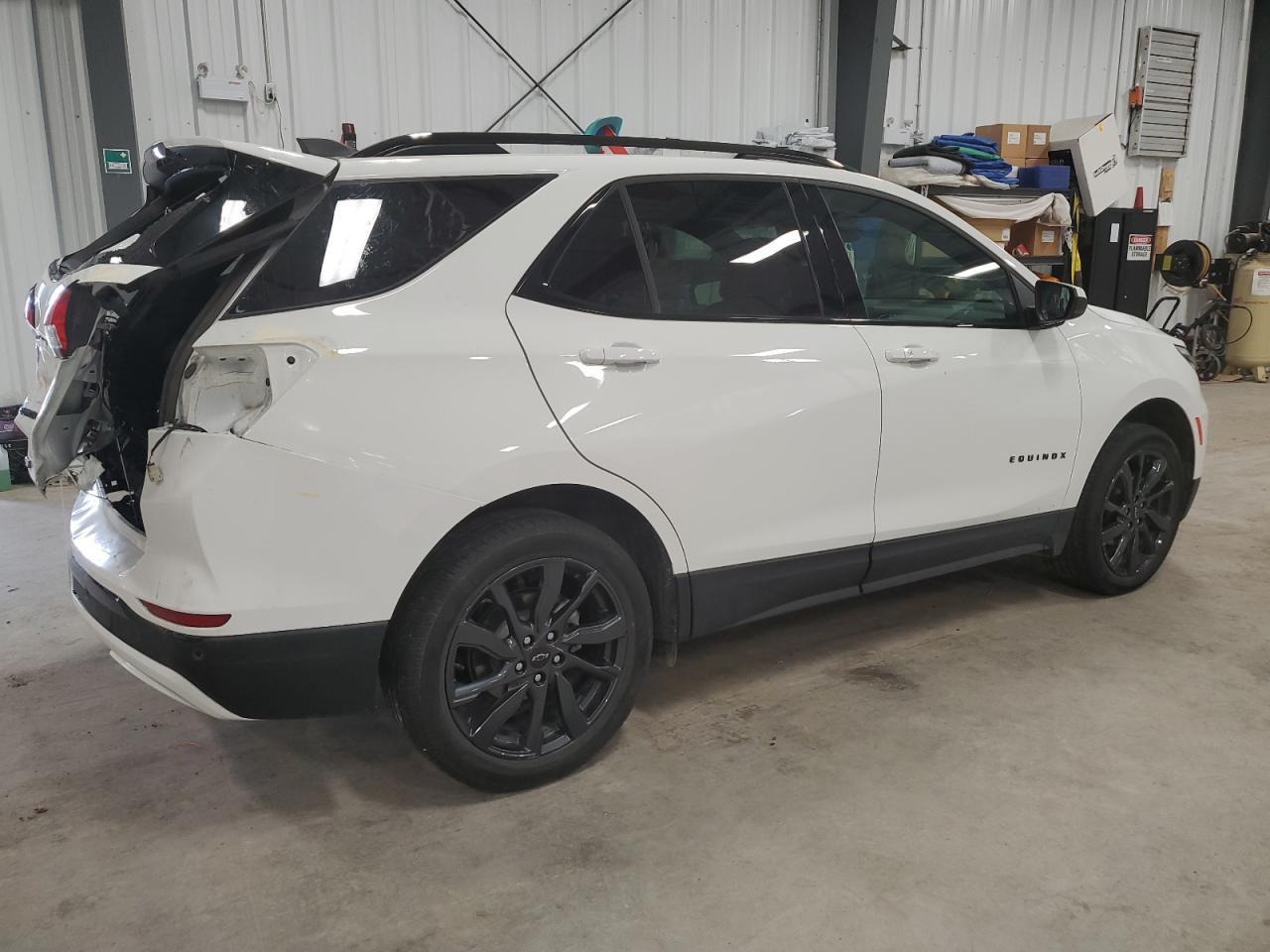 2024 Chevrolet Equinox Rs - Image 3